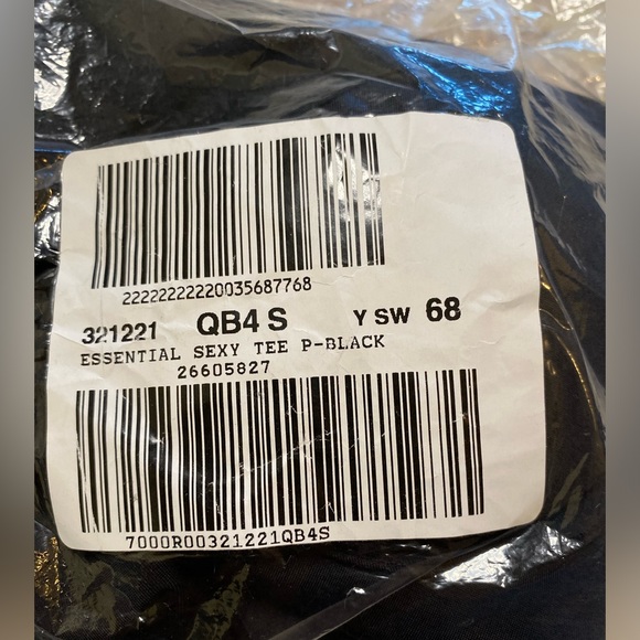 🆕 VICTORIA'S SECRET SWIM
Sexy Tee Push-Up One-Piece Swimsuit - Picture 7 of 10